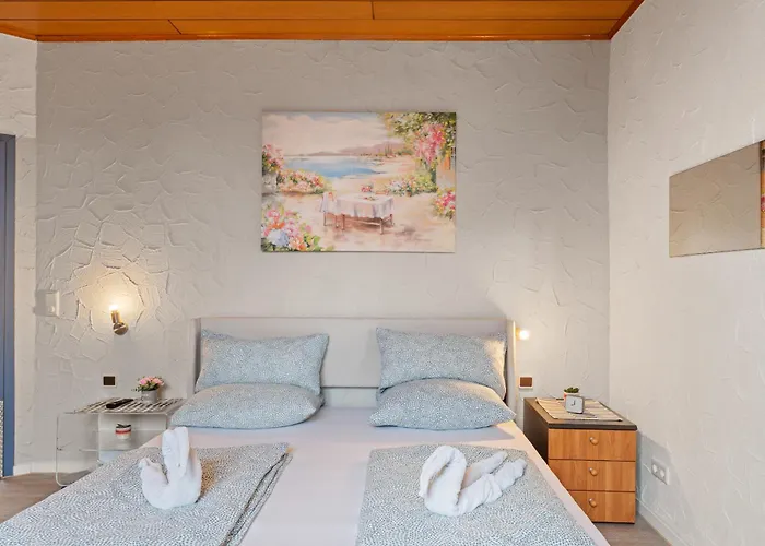 Family And Friends Haßloch