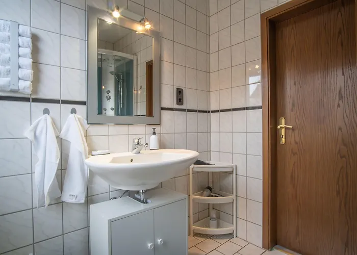 מלון Family And Friends Haßloch